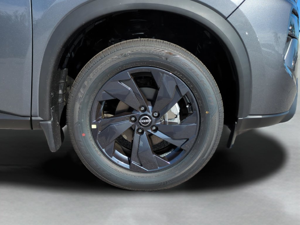 Certified 2026 Nissan Rogue SV w/ Cold Weather Package FWD image 19