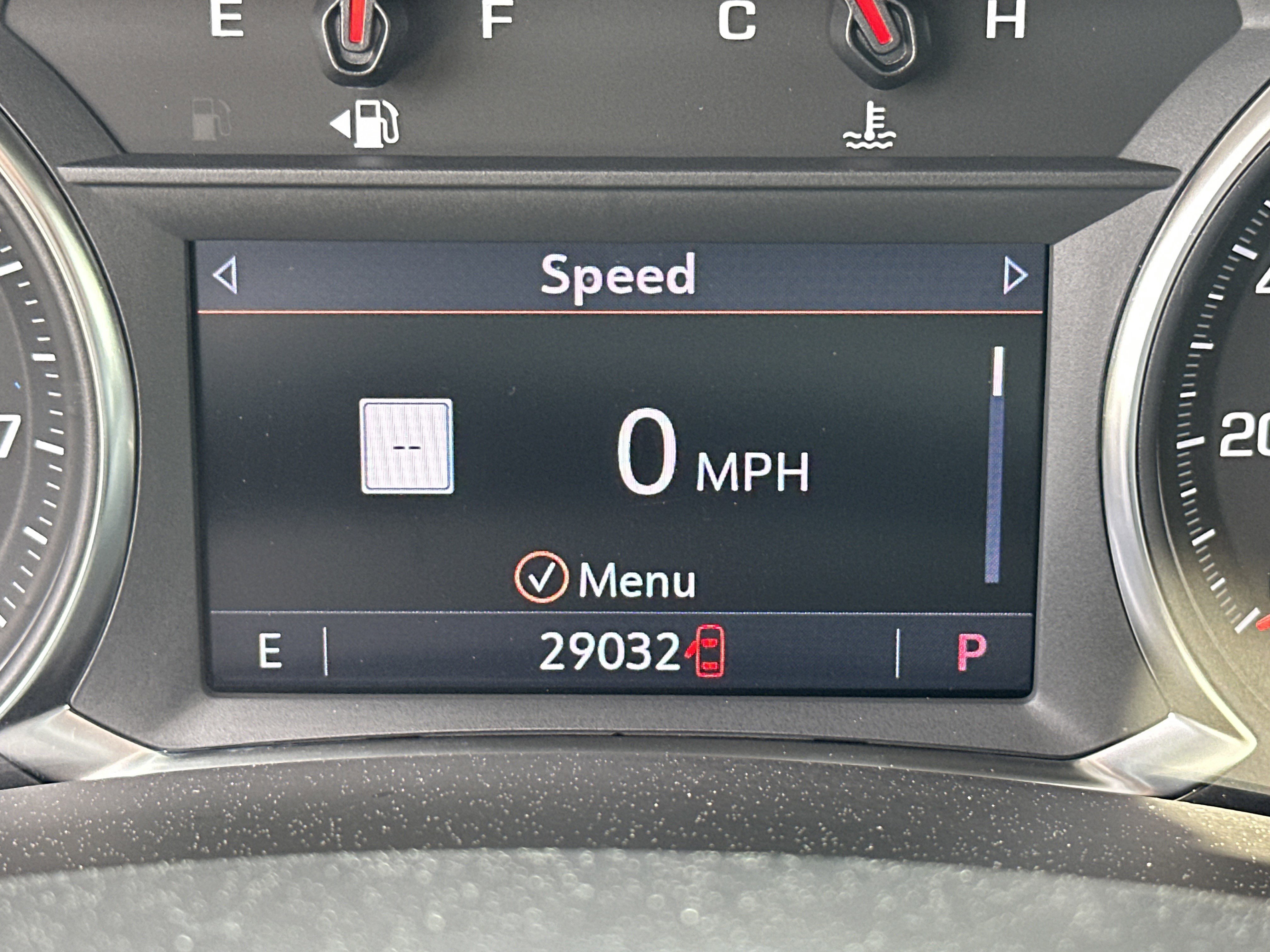 Used 2024 GMC Terrain SLT w/ Infotainment Package II image 22