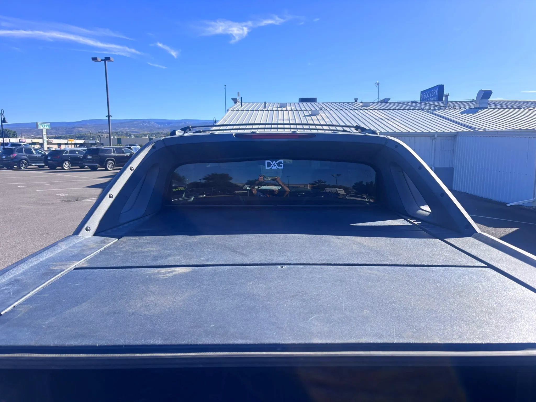 Used 2011 Chevrolet Avalanche LTZ AWD/4WD image 5