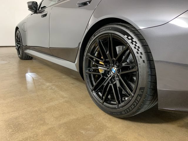 Used 2026 BMW M5 w/ Carbon Package AWD/4WD image 15