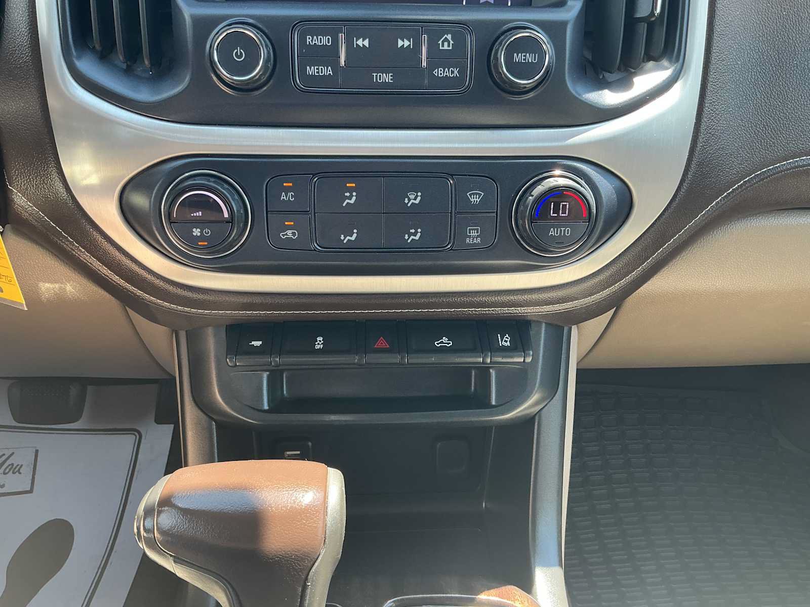 Used 2018 GMC Canyon SLE w/ SLE Convenience Package AWD/4WD image 15