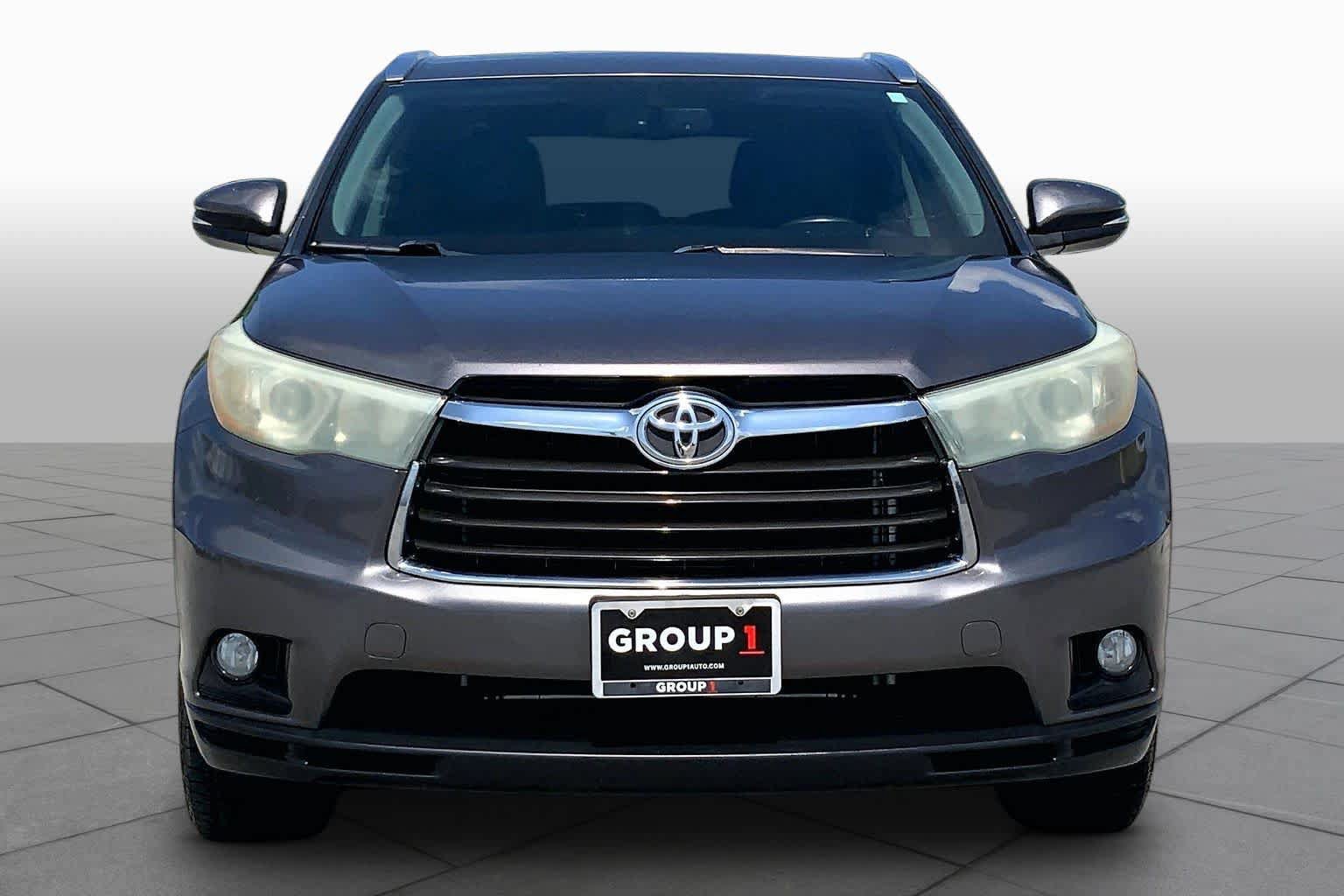 Used 2015 Toyota Highlander XLE FWD image 4