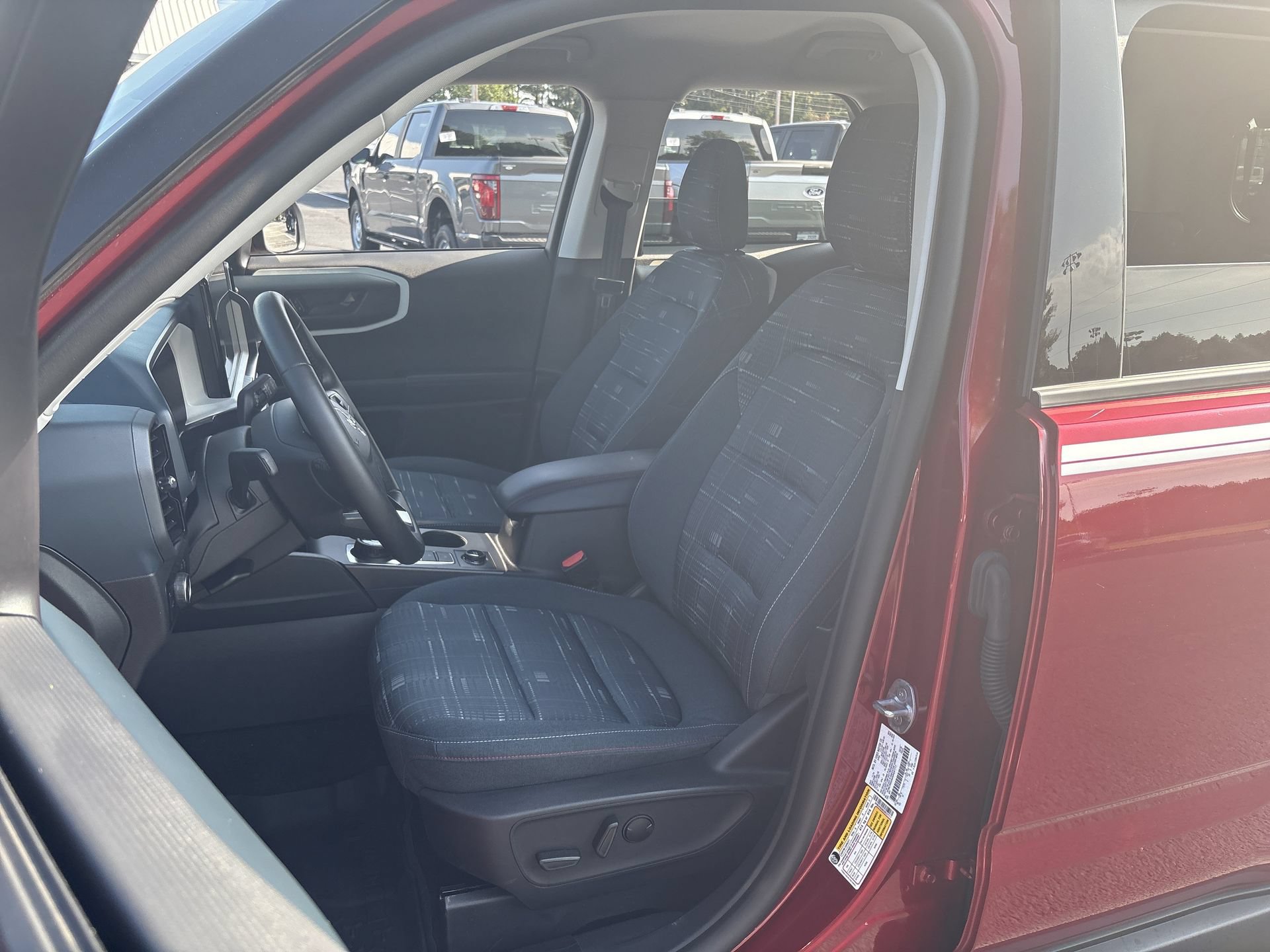 Certified 2025 Ford Bronco Sport Heritage w/ Convenience Package AWD/4WD image 17