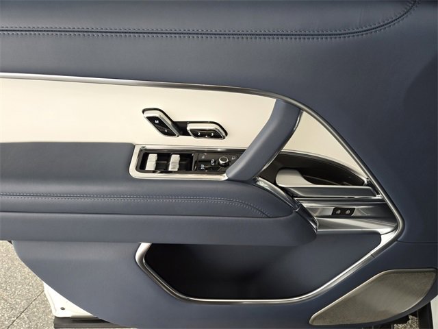 Certified 2024 Land Rover Range Rover SV image 20