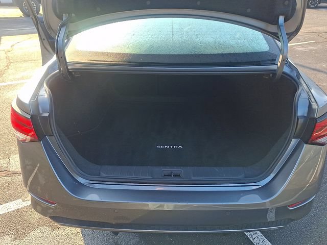 Used 2025 Nissan Sentra SV FWD image 29