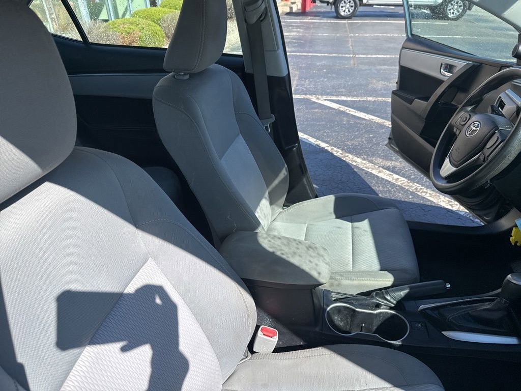 Used 2015 Toyota Corolla LE image 22