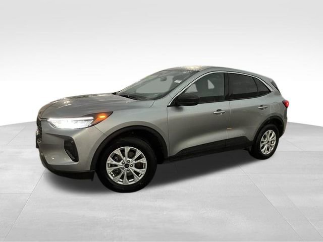 Used 2024 Ford Escape Active AWD/4WD image 3