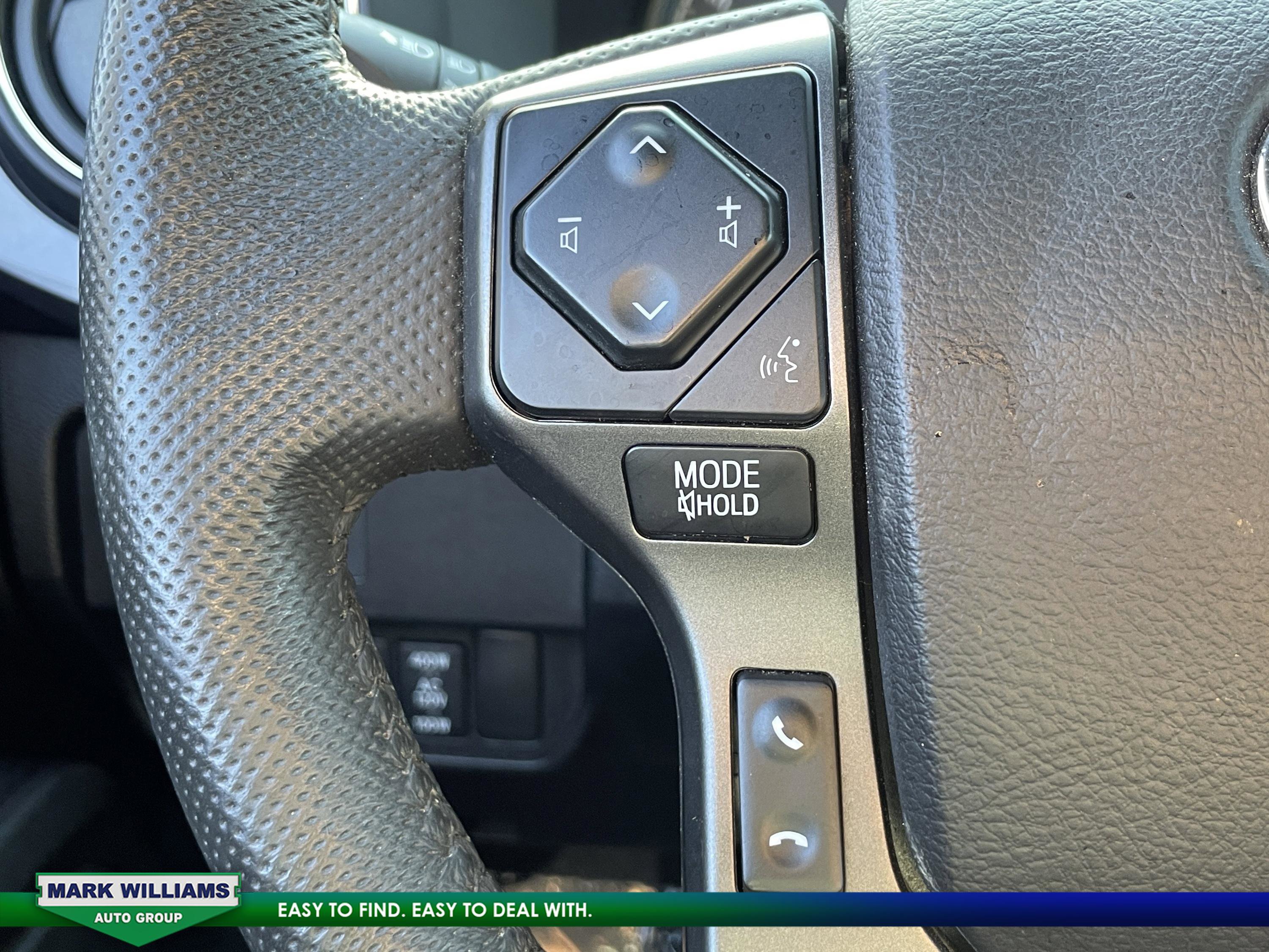 Used 2021 Toyota Tacoma TRD Off-Road image 17