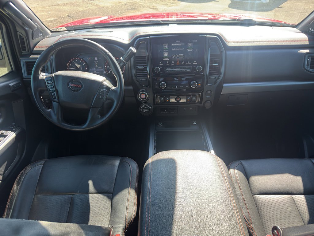 Used 2020 Nissan Titan PRO-4X w/ Pro-4x Convenience Package image 11