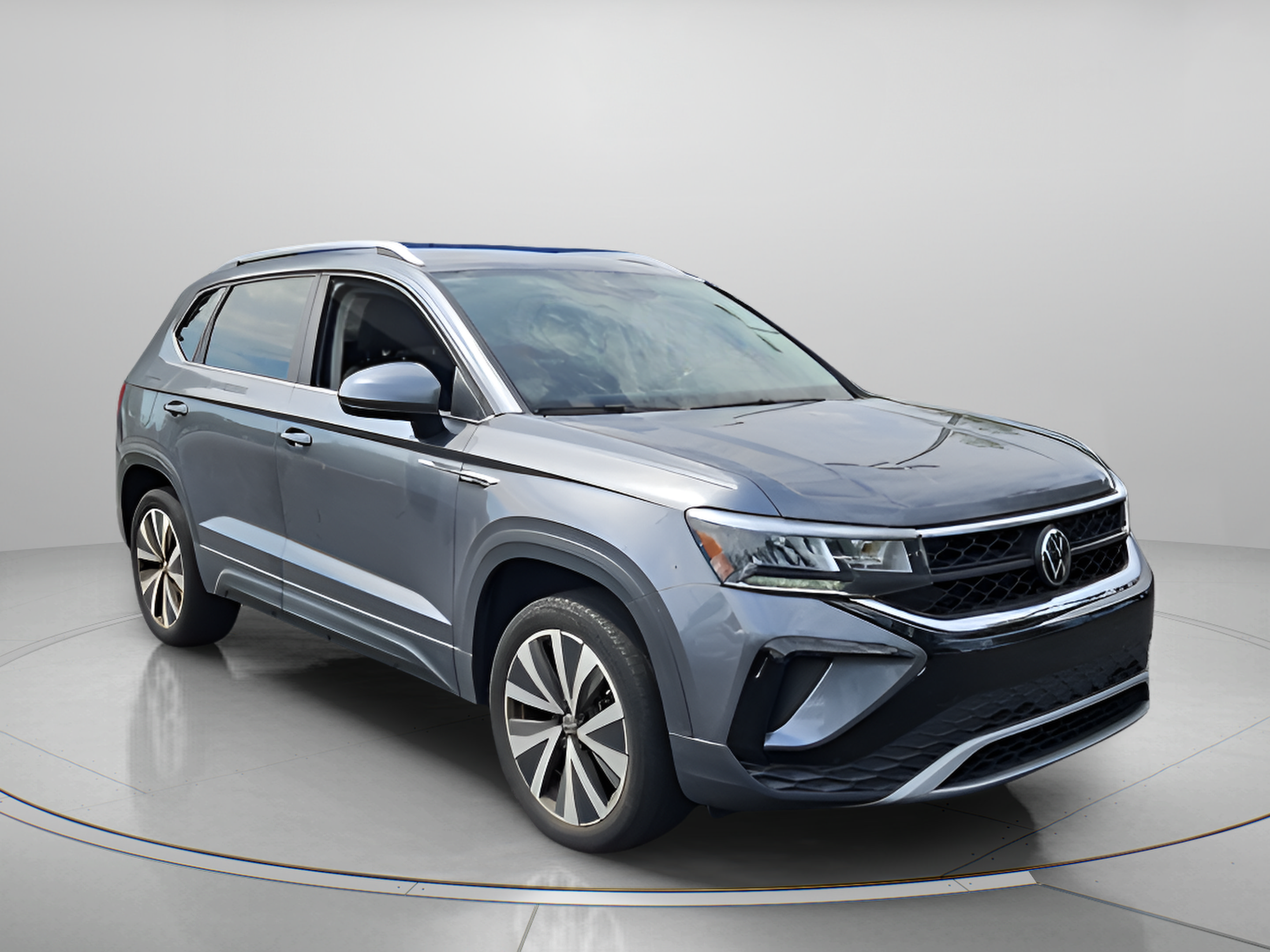 Certified 2023 Volkswagen Taos SE w/ Panoramic Sunroof Package FWD image 7