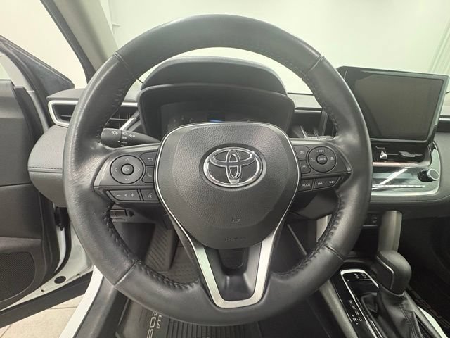 Used 2024 Toyota Corolla Cross LE w/ Moonroof Package AWD/4WD image 15