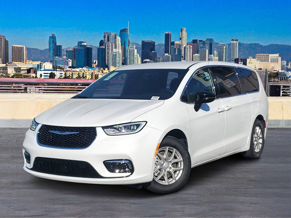 New 2026 Chrysler Pacifica Select image 2