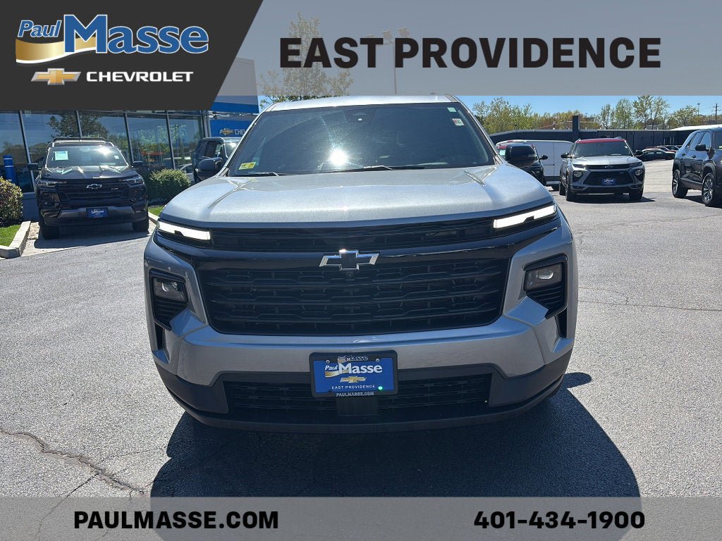 Certified 2025 Chevrolet Traverse LT w/ Midnight/Sport Edition AWD/4WD image 4
