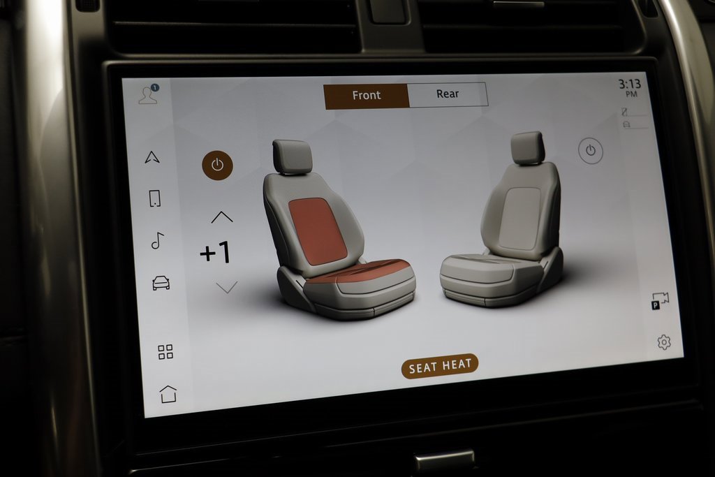 New 2025 Land Rover Discovery S image 12