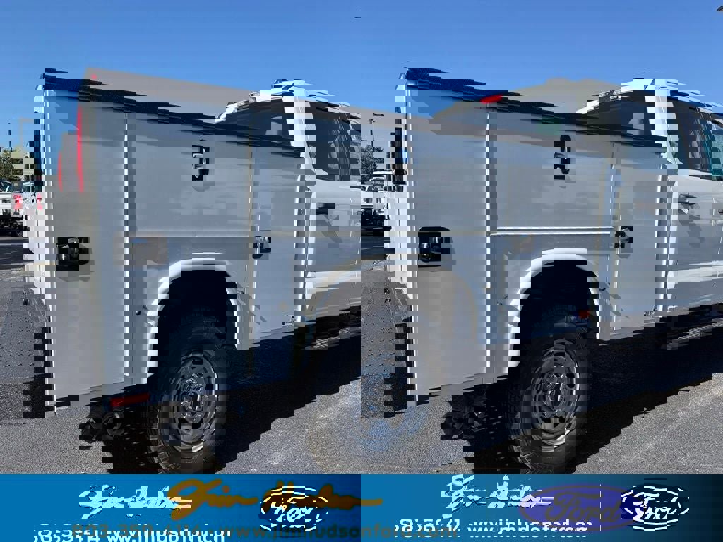 New 2026 Ford F250 XL w/ XL Chrome Package image 5