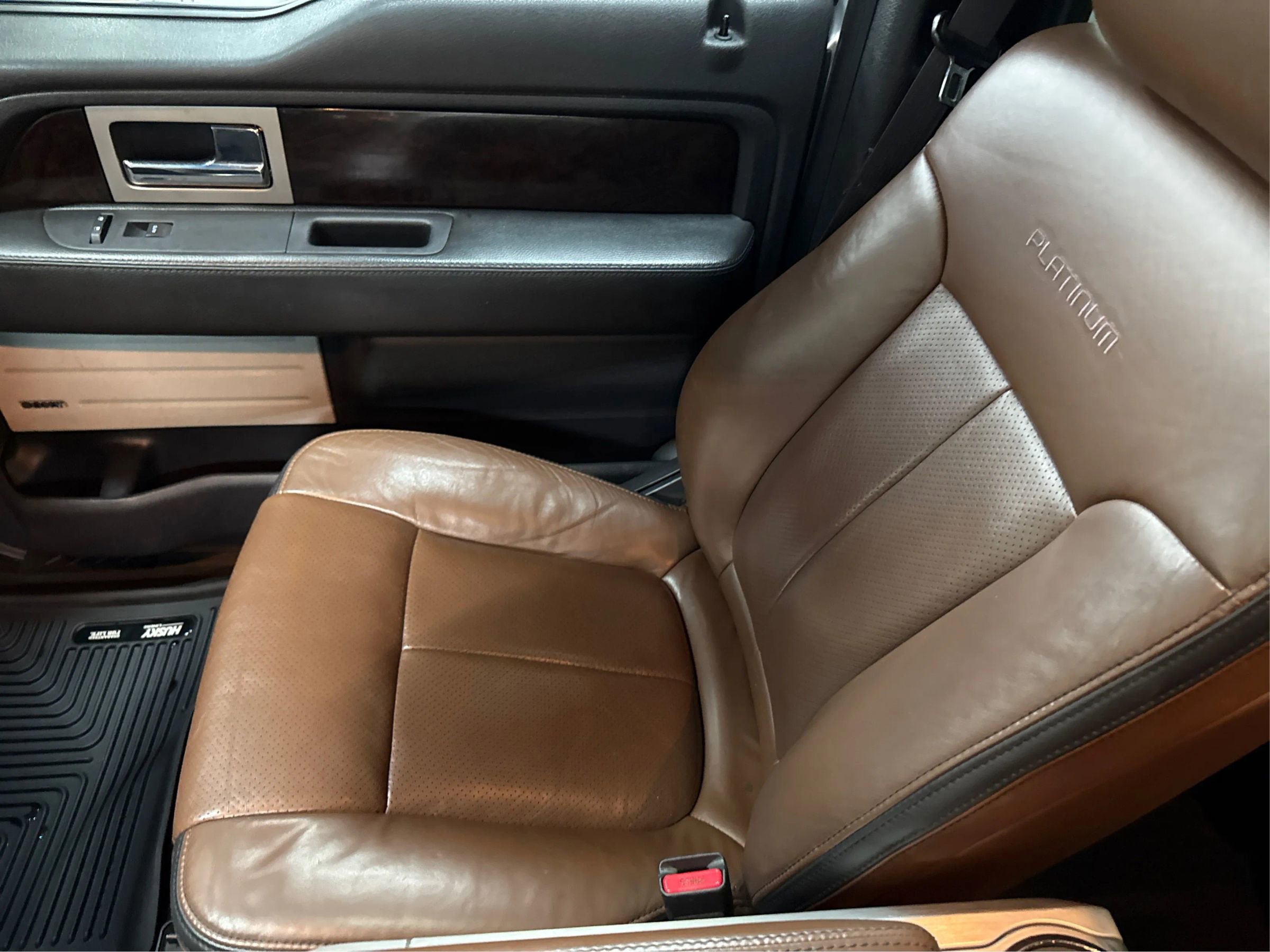 Used 2013 Ford F150 Platinum RWD image 29