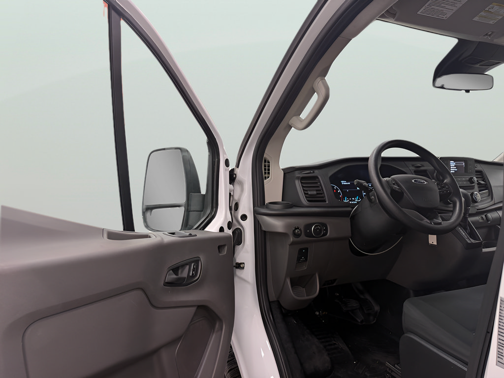 Used 2025 Ford Transit 250 Low Roof w/ Exterior Upgrade Package RWD image 9