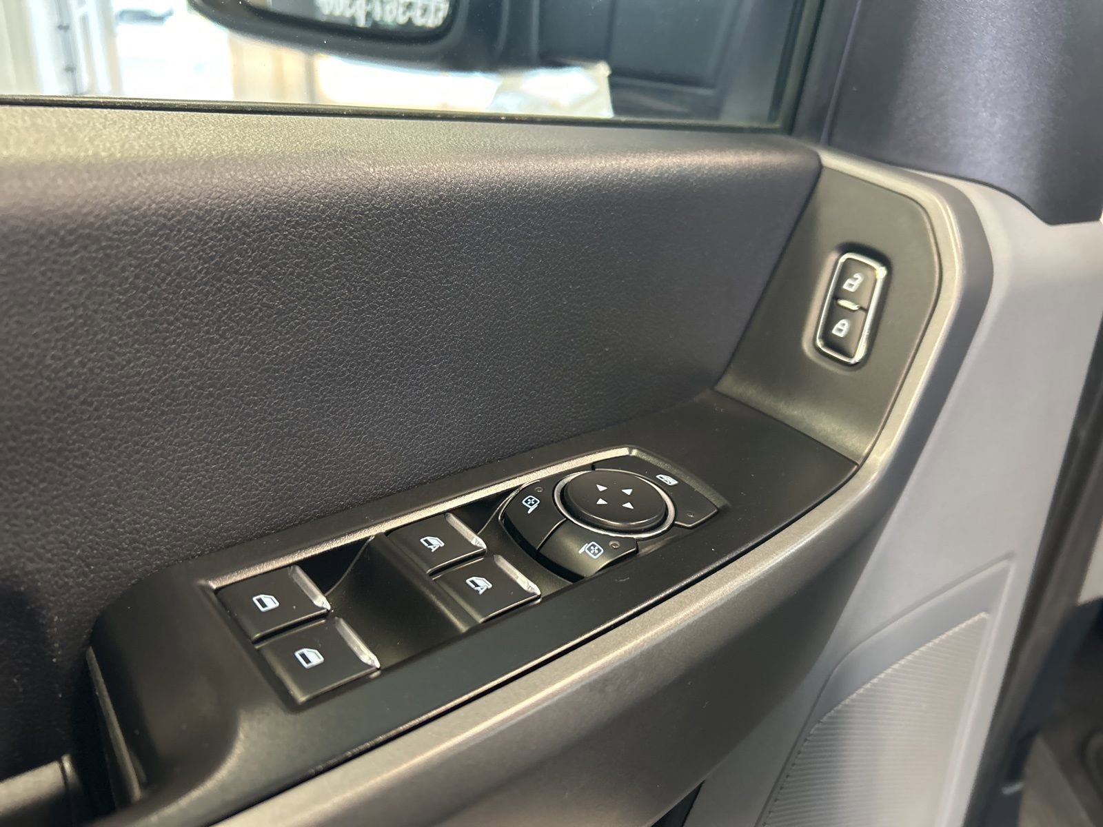 Used 2024 Ford F250 XLT image 14