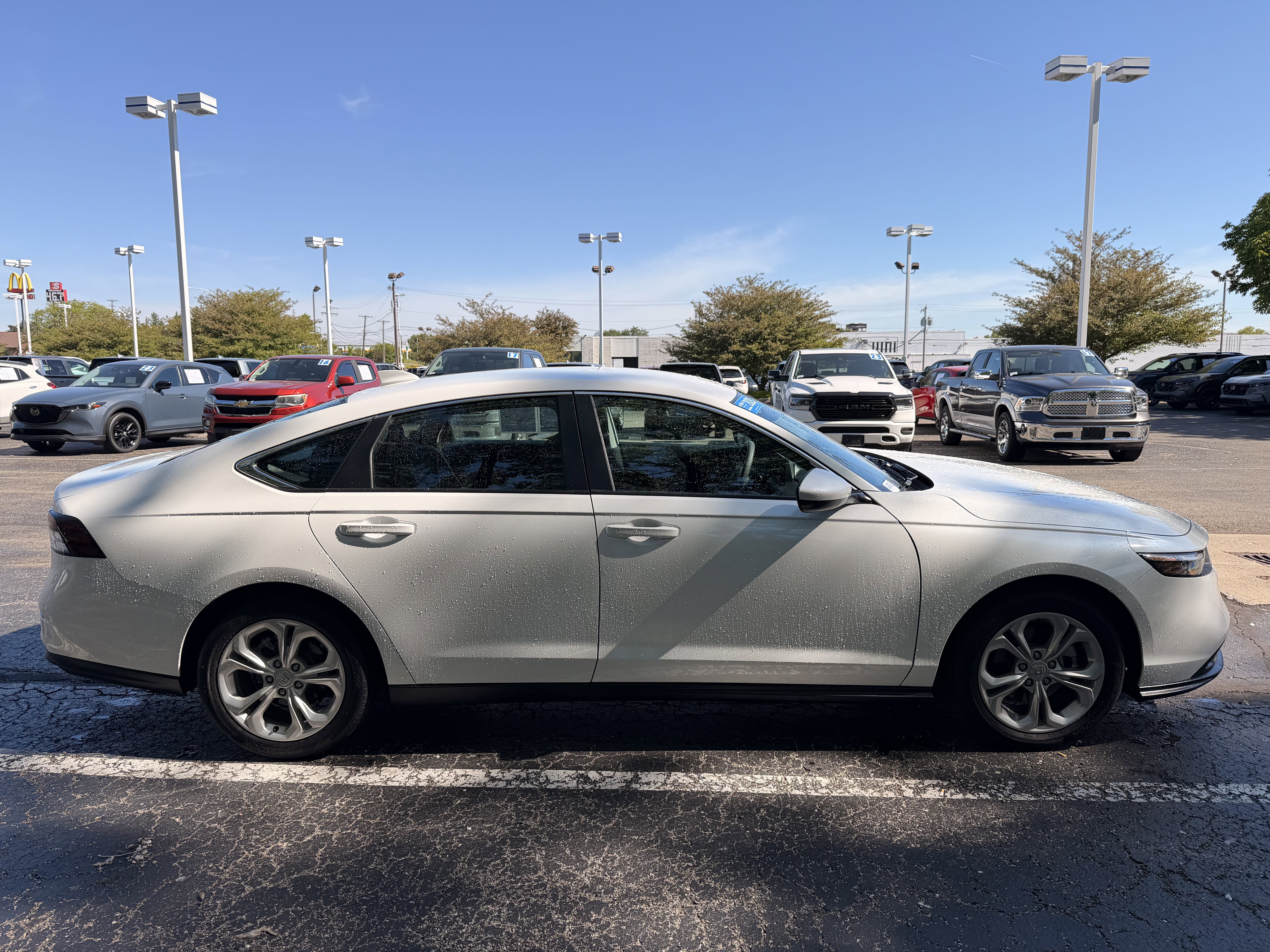 Used 2023 Honda Accord LX image 2