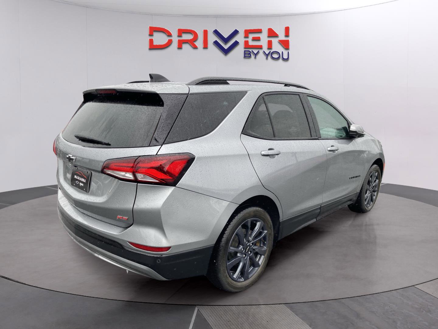 Used 2024 Chevrolet Equinox RS w/ RS Leather Package image 6