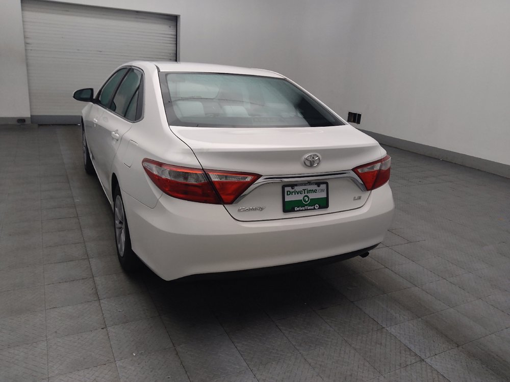 Used 2015 Toyota Camry LE FWD image 5