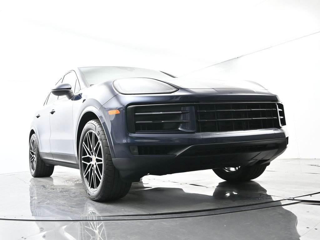 Certified 2024 Porsche Cayenne Coupe image 52