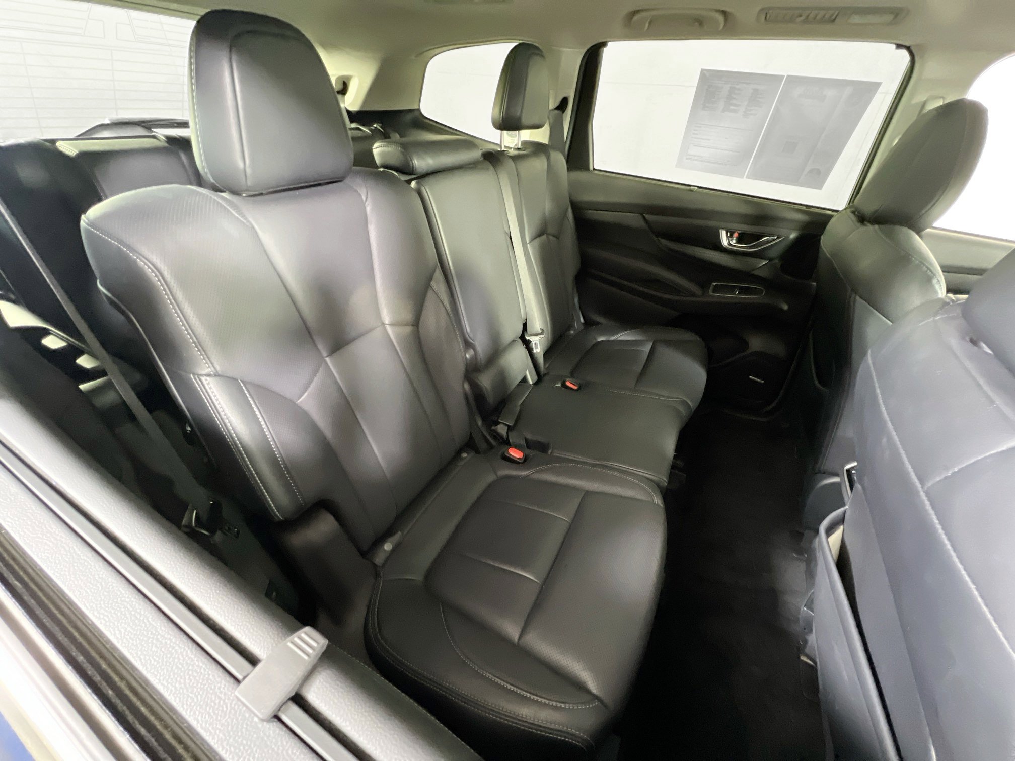 Used 2023 Subaru Ascent Limited w/ Technology Package image 28