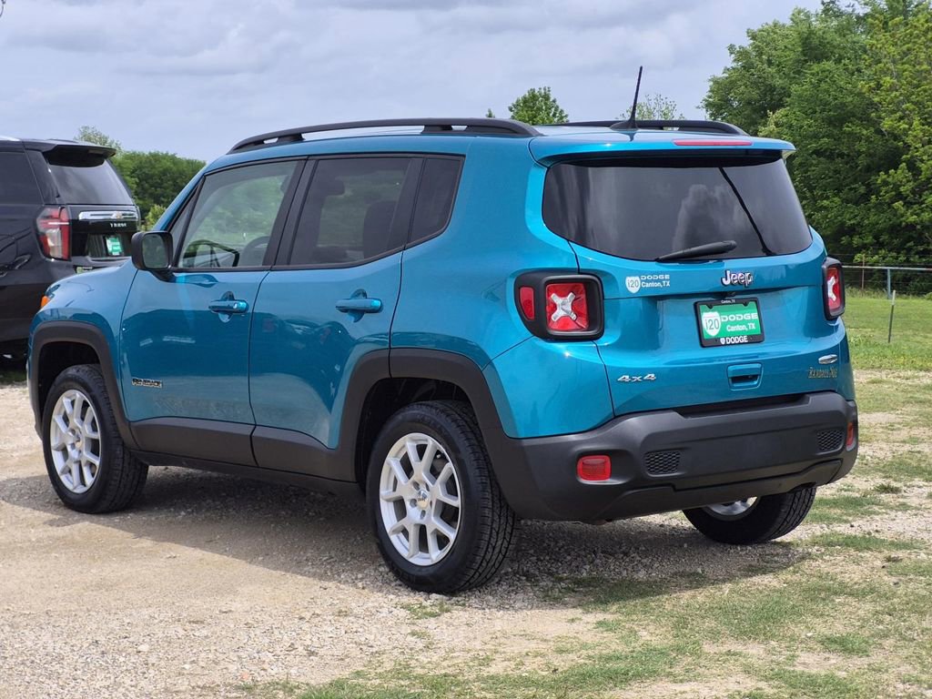 Used 2022 Jeep Renegade Latitude w/ Convenience Group AWD/4WD image 5