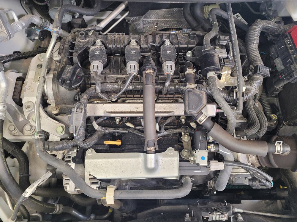 Used 2024 Nissan Versa SV w/ Trunk Package FWD image 30