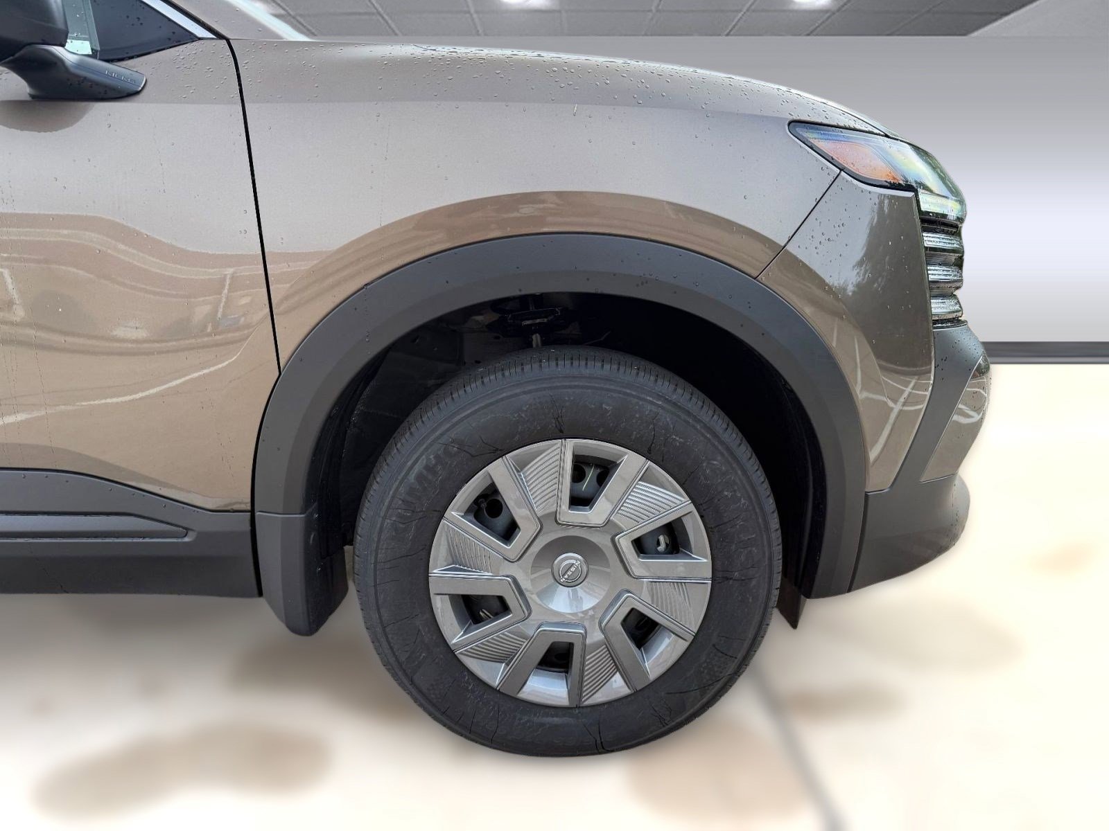 New 2026 Nissan Kicks SR w/ Cold Weather Package image 10