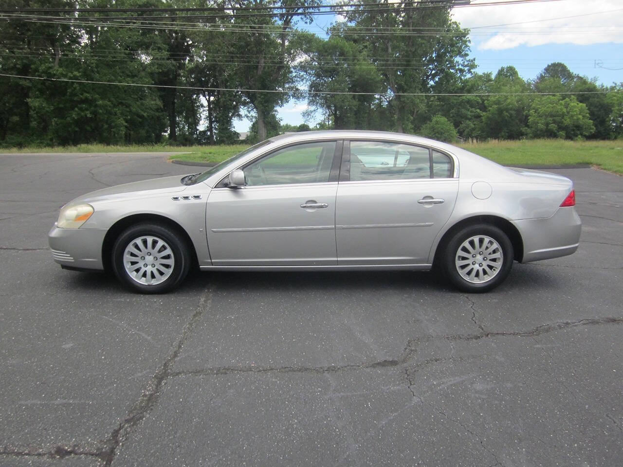 Used 2006 Buick Lucerne CX FWD image 1