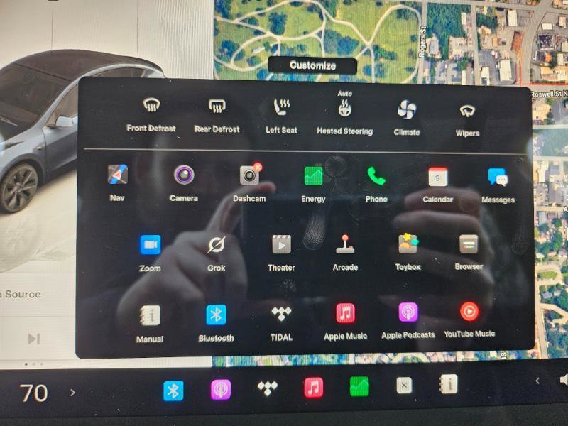 Used 2024 Tesla Model Y Long Range image 41