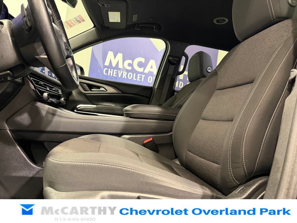 Used 2024 Chevrolet Traverse LS w/ Midnight/Sport Edition FWD image 23