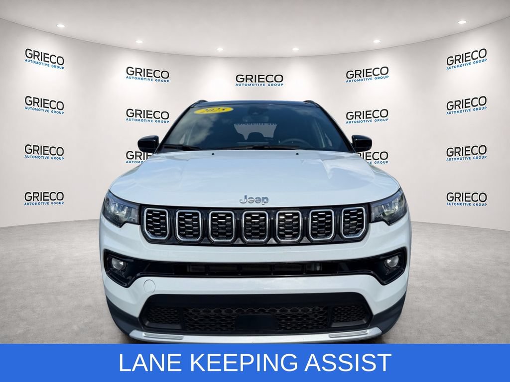 Used 2025 Jeep Compass Limited AWD/4WD image 2