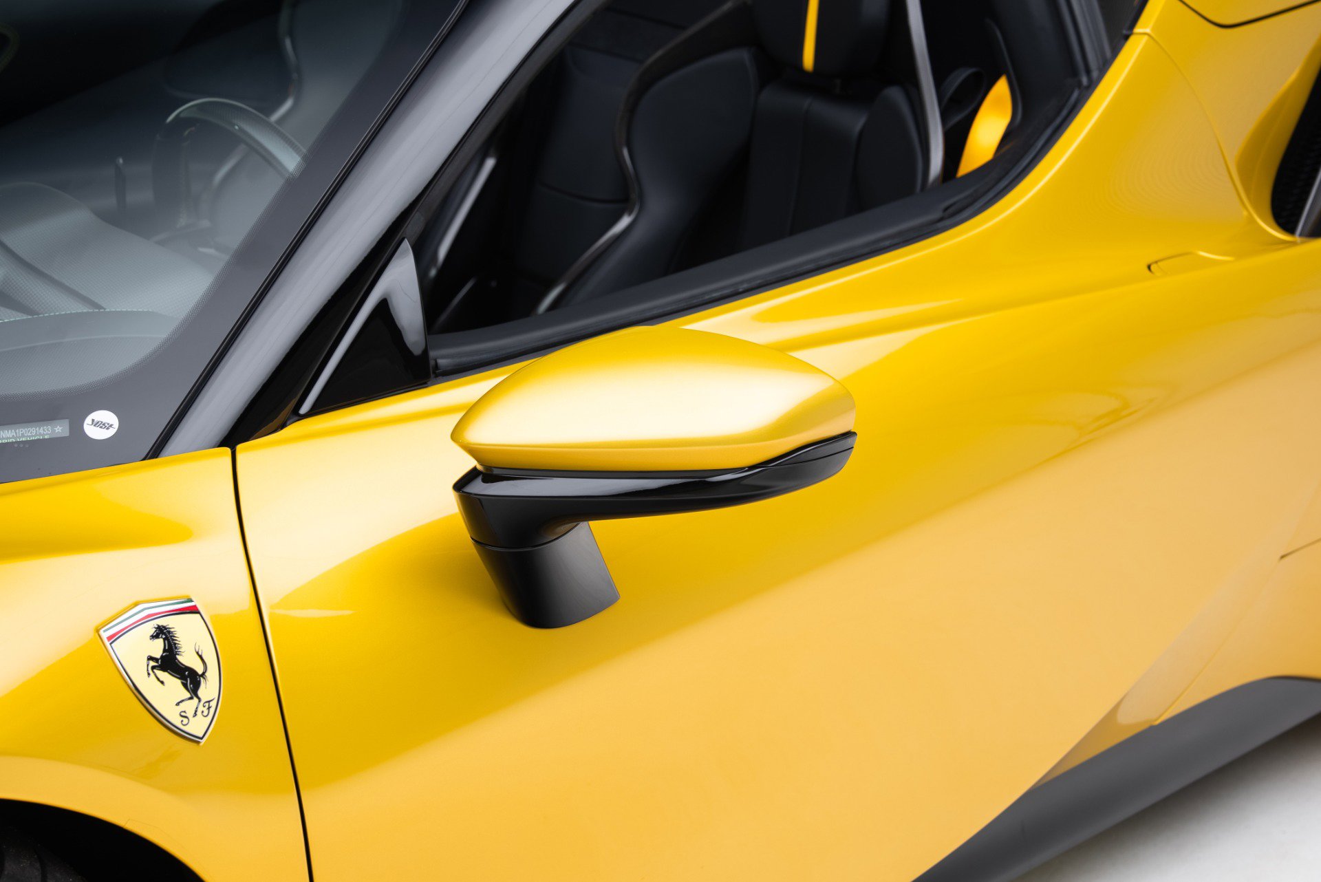 Used 2023 Ferrari SF90 Spider AWD/4WD image 15