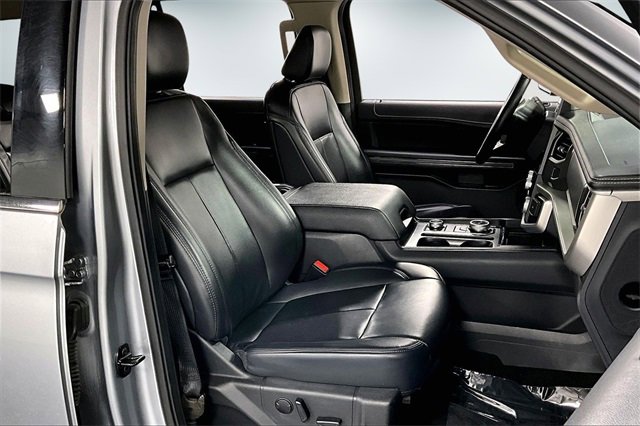 Used 2023 Ford Expedition Max XLT image 29