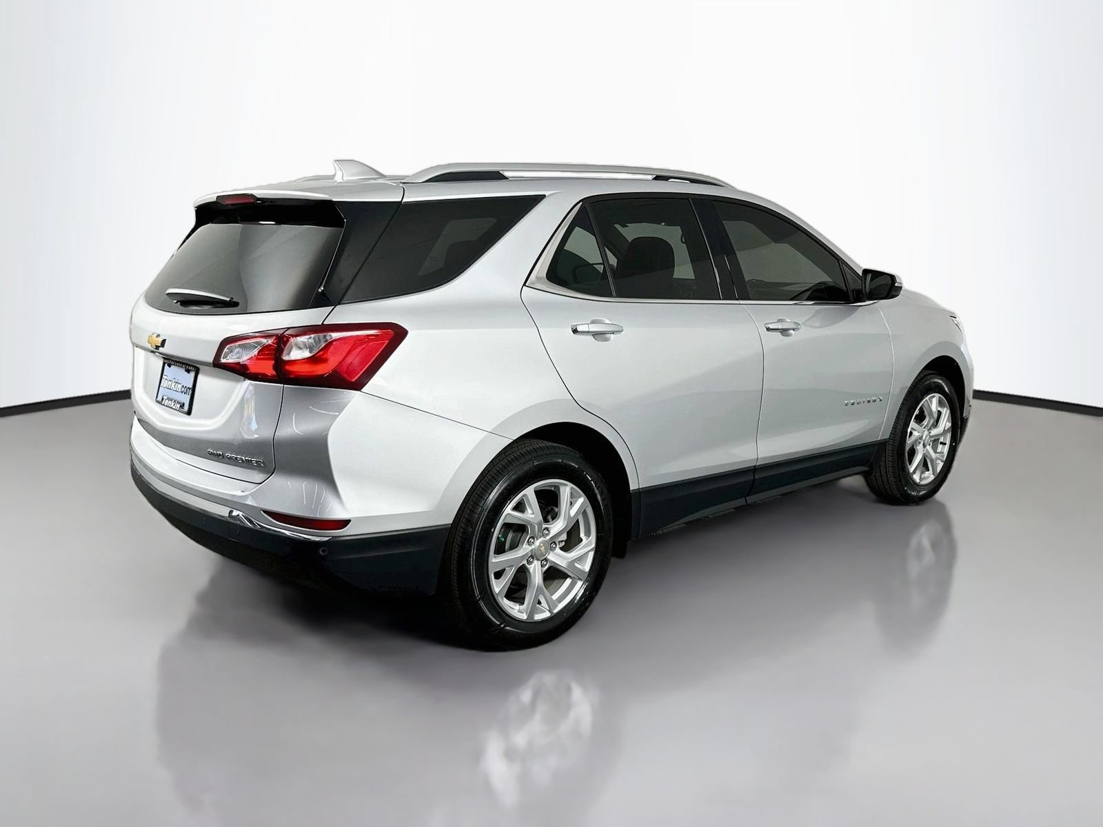 Used 2021 Chevrolet Equinox Premier AWD/4WD image 8