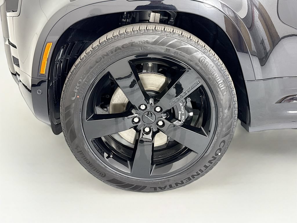 New 2026 Land Rover Defender 130 V8 AWD/4WD image 32