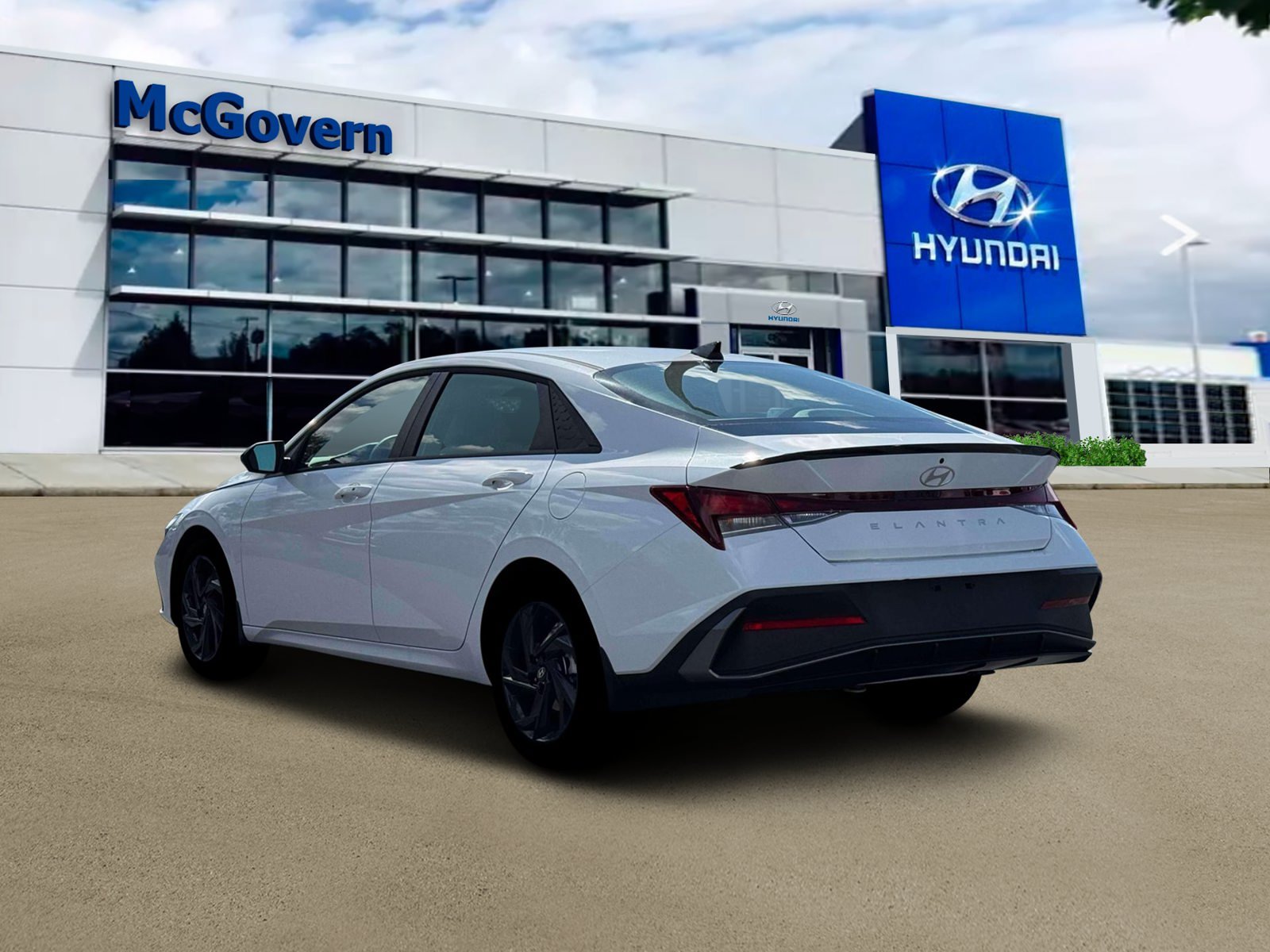New 2026 Hyundai Elantra SEL Sport FWD image 5