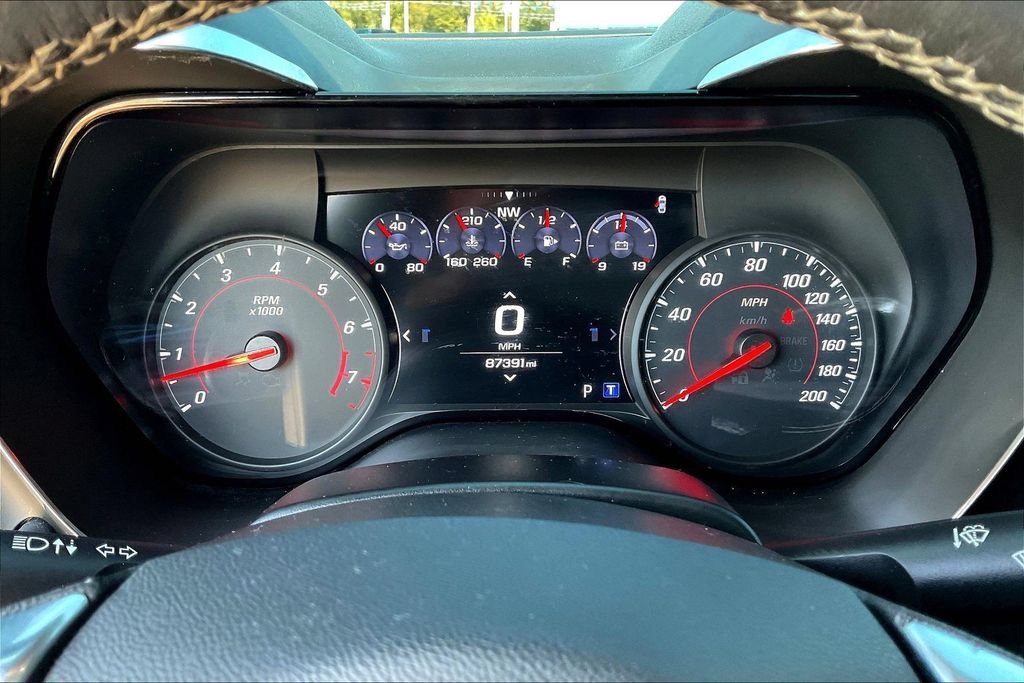 Used 2019 Chevrolet Camaro SS RWD image 11