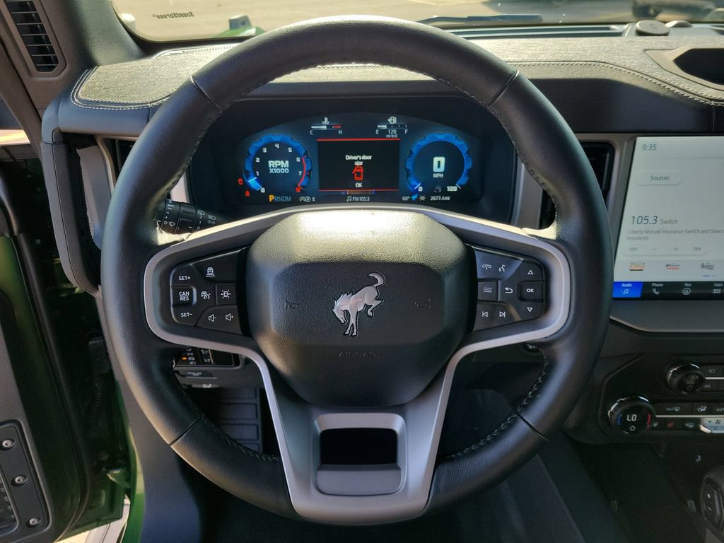 Used 2025 Ford Bronco Outer Banks AWD/4WD image 20