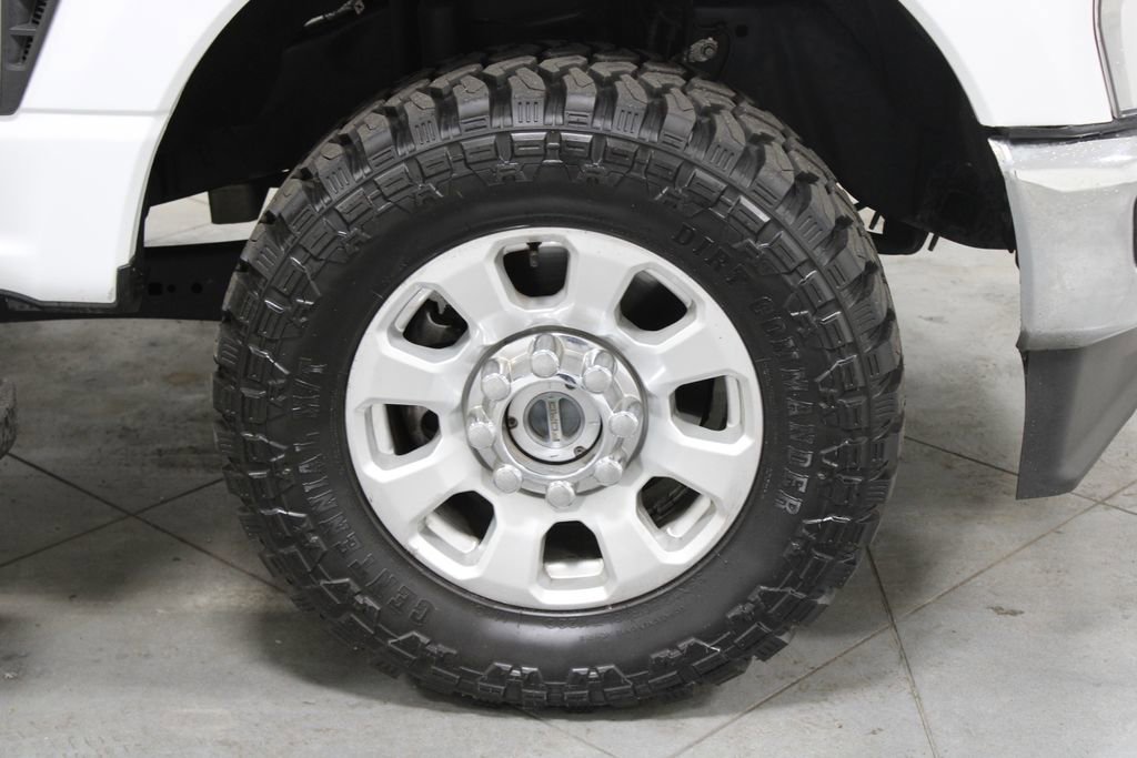 Used 2023 Ford F350 XLT w/ 360-Degree Camera Package image 16