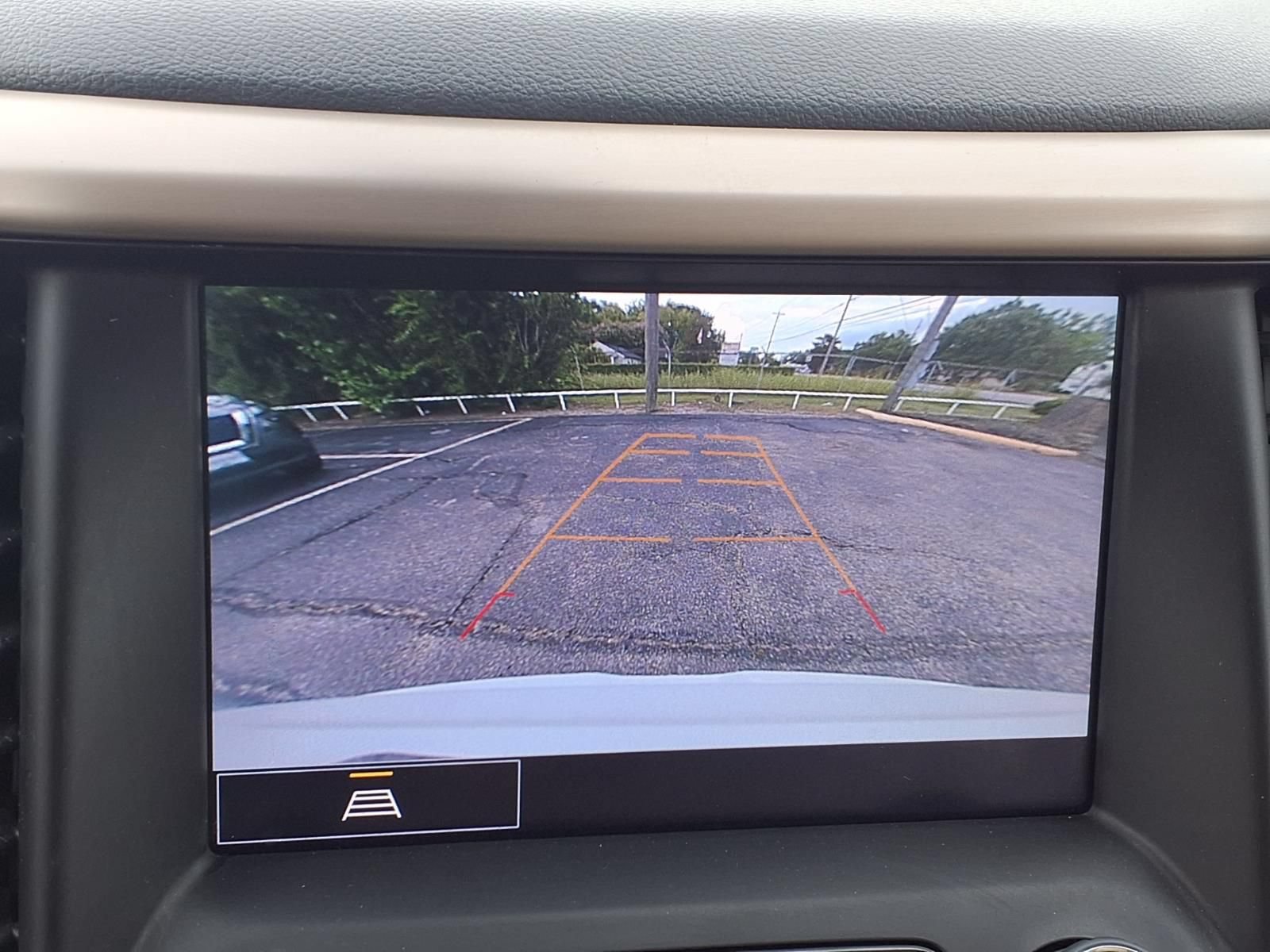 Used 2023 GMC Acadia Denali AWD/4WD image 5