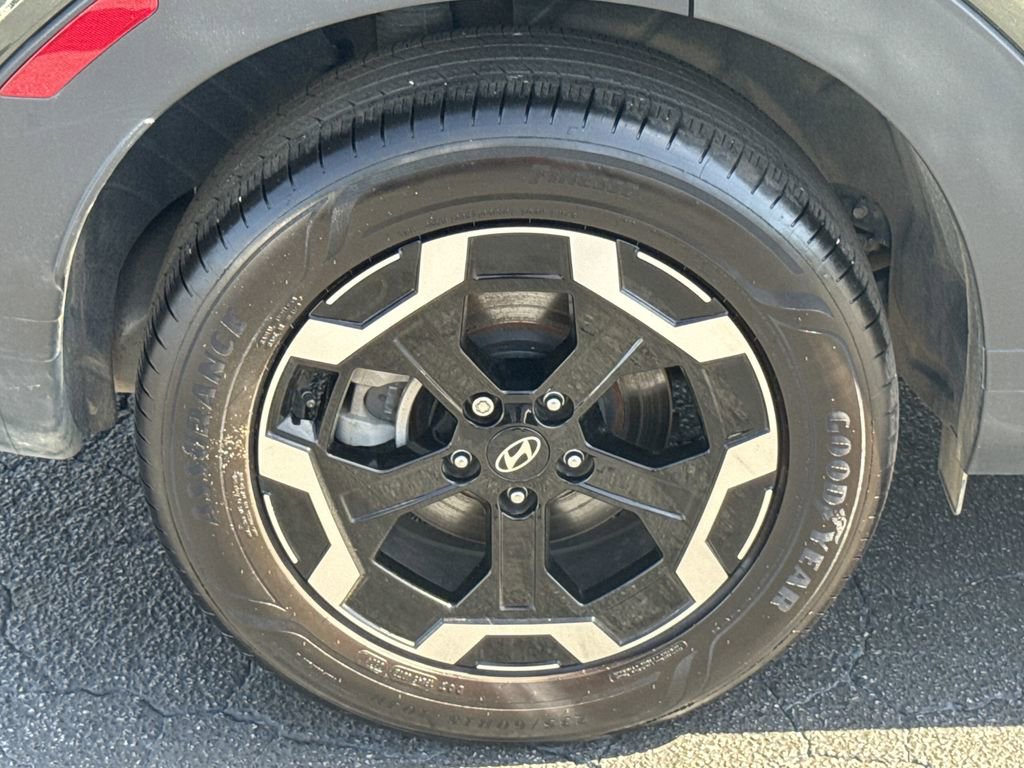 Used 2025 Hyundai Santa Fe SEL image 17