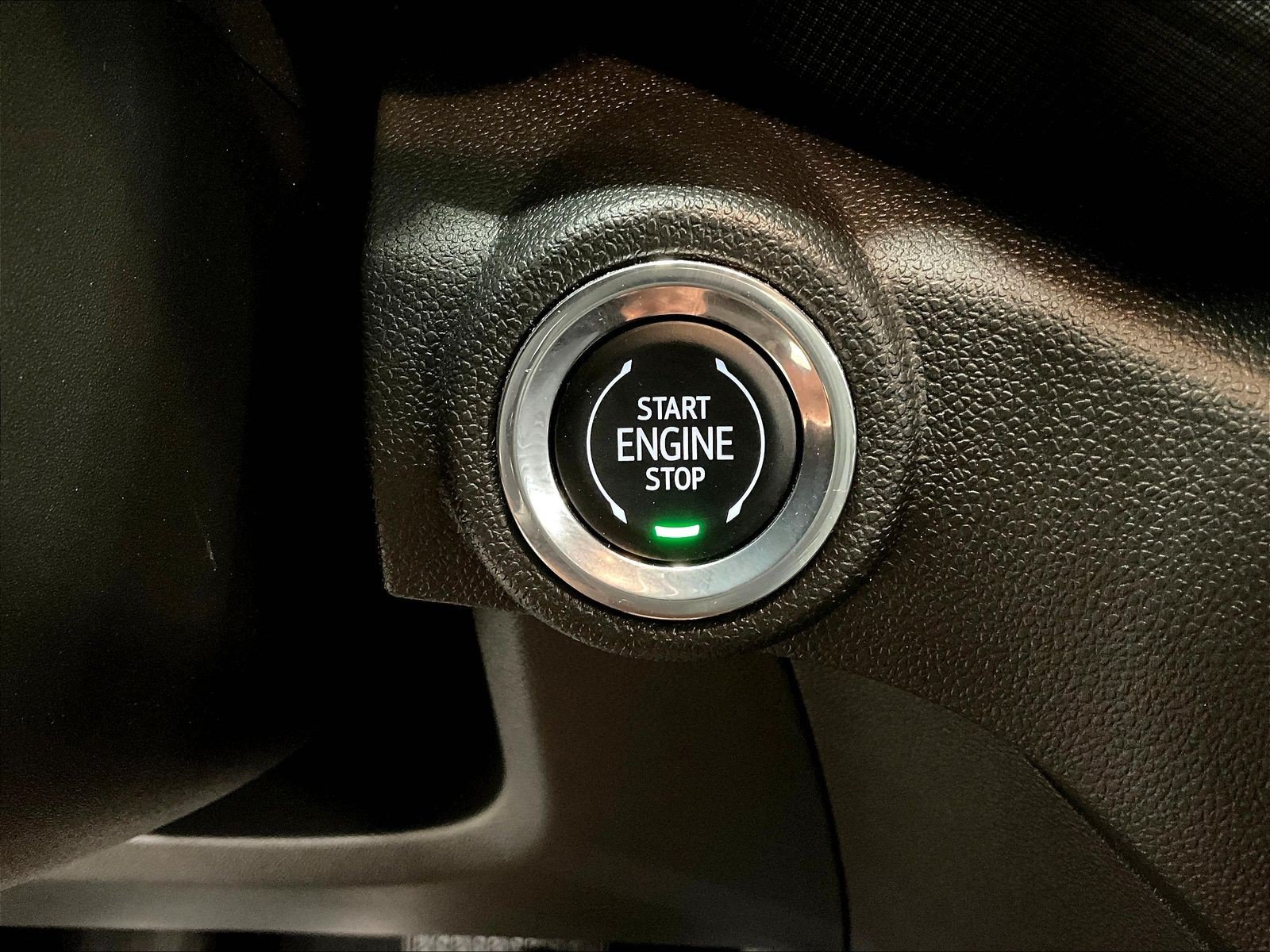 Used 2023 Chevrolet TrailBlazer LT FWD image 38