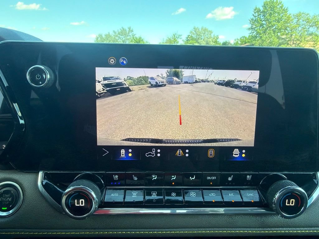 Certified 2025 Chevrolet Colorado ZR2 w/ Technology Package AWD/4WD image 17