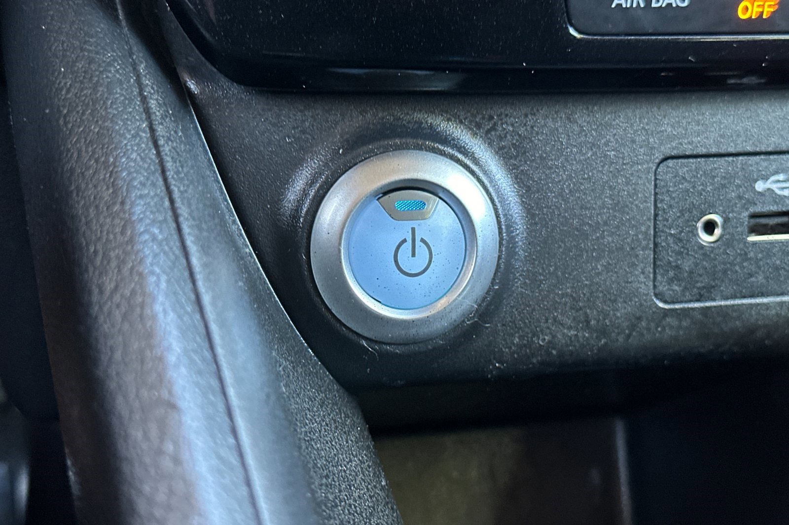 Used 2019 Nissan Leaf SV w/ Protection Package image 34