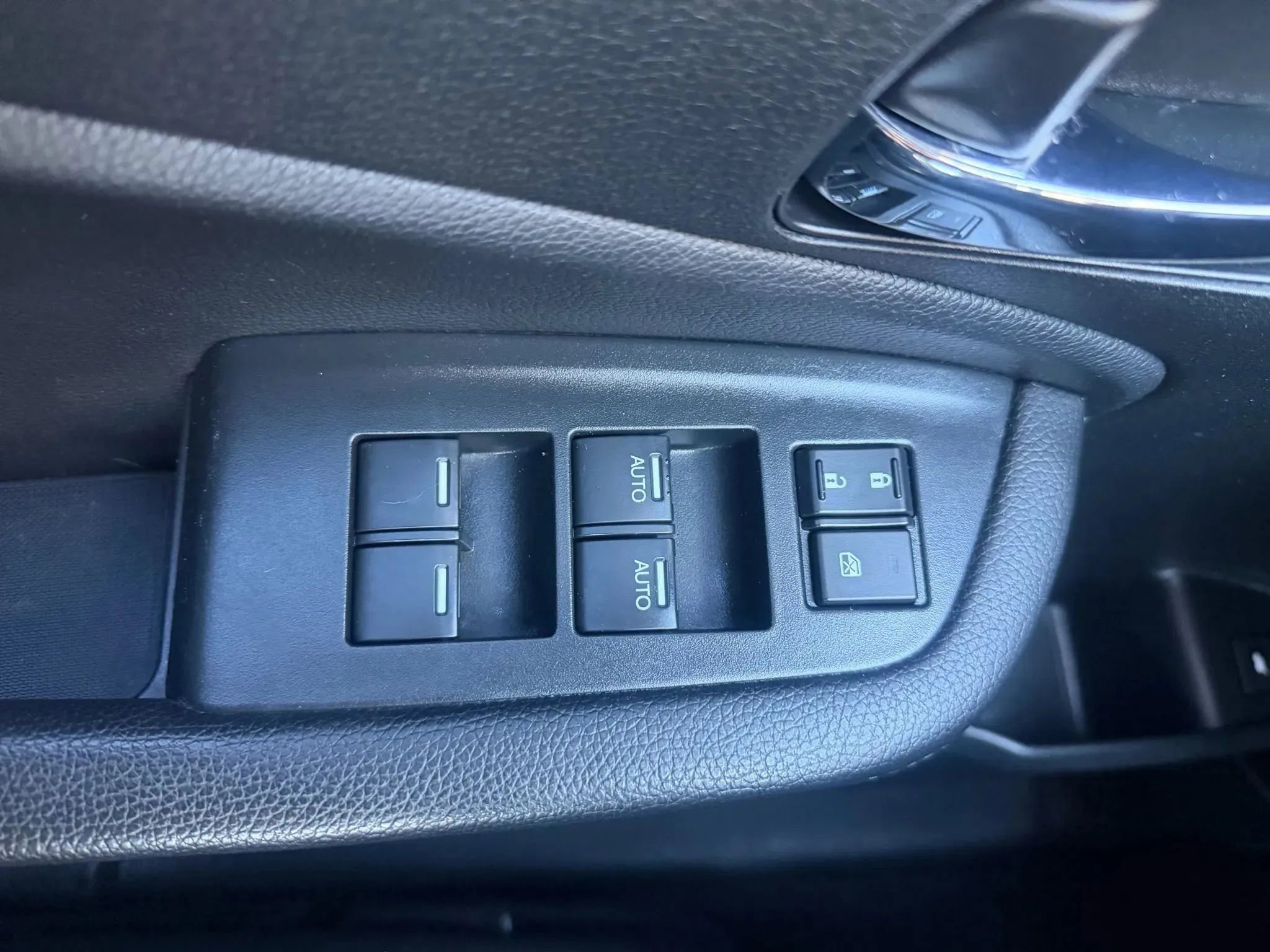 Used 2022 Honda Pilot Special Edition image 23