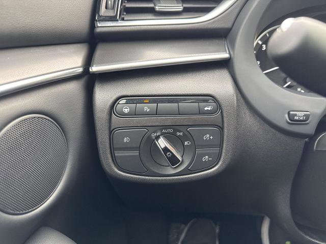 Certified 2025 INFINITI QX55 Luxe w/ Cargo Package image 23