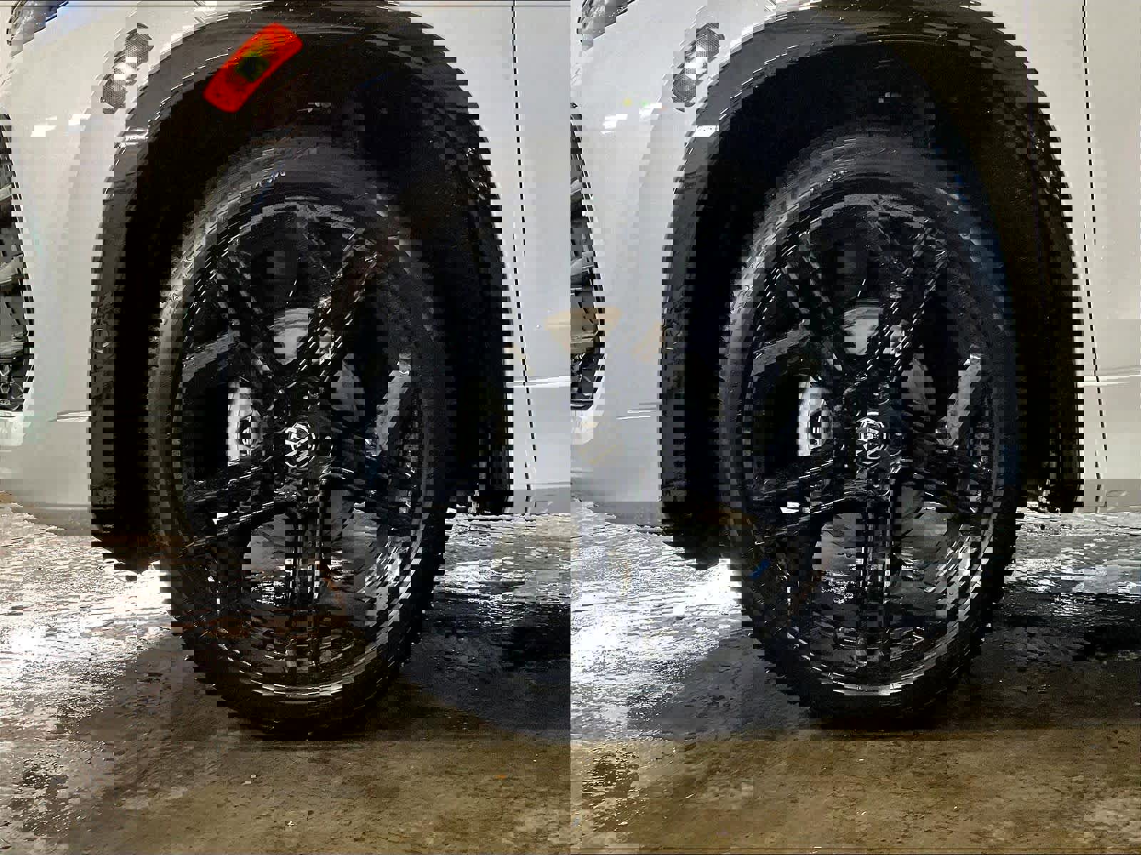 New 2026 Volkswagen Tiguan SE R-Line image 14